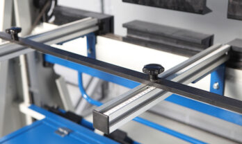 UFA-Manual-Sheet-Metal-Folder-Detail4