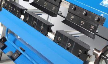 UFA-Manual-Sheet-Metal-Folder-Detail6